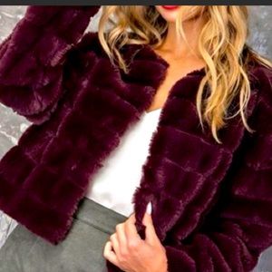 💕 EGGPLANT FAUX FUR JACKET